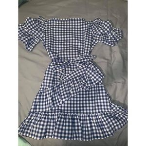 adorable boutique gingham dress!